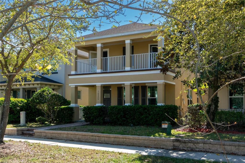 10726 Reams Rd in Windermere, FL - Foto de edificio