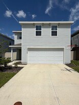 24706 NW 11th Pl in Newberry, FL - Building Photo