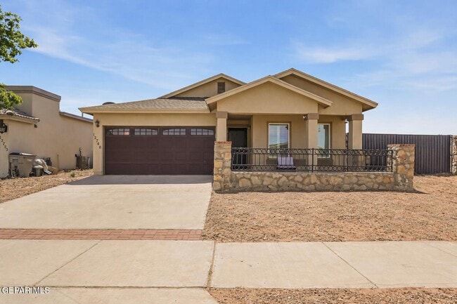 property at 12748 Tre Maximiliano Ave