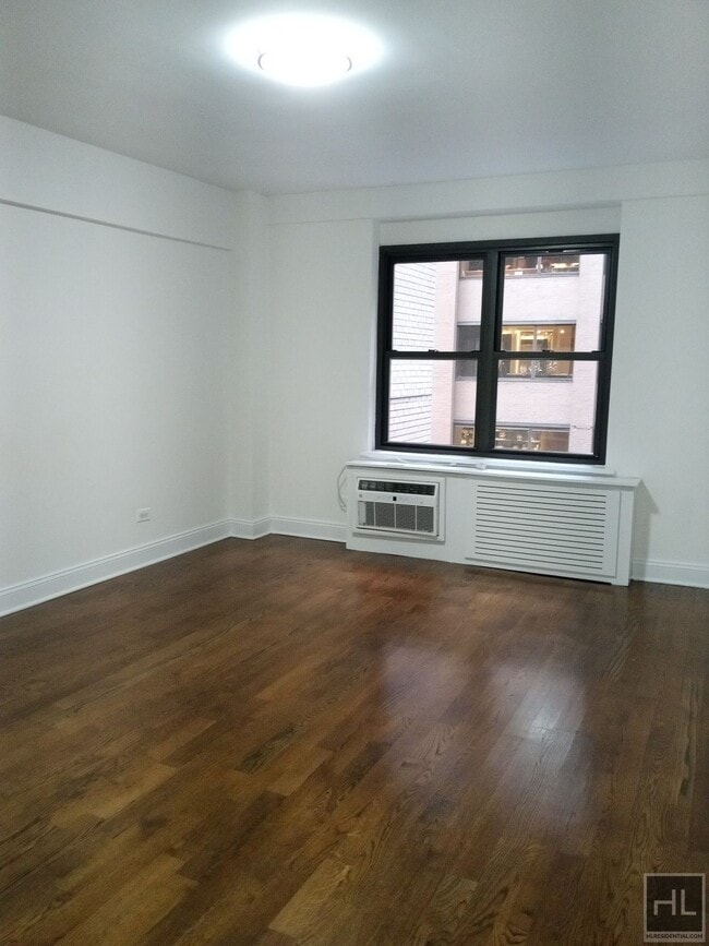 EAST 57 STREET, Unit 7F in New York, NY - Building Photo - Building Photo