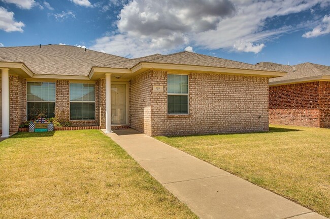 509 N Clinton Ave in Lubbock, TX - Foto de edificio - Building Photo