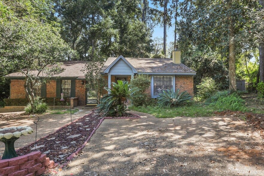 1181 Brafforton Way in Tallahassee, FL - Foto de edificio