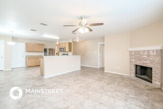 6830 Old Ox Rd in Dallas, TX - Building Photo - Building Photo