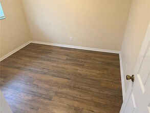 1129 Graystone Ave in Lehigh Acres, FL - Building Photo - Building Photo