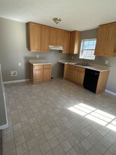 410 Humane Way in Newport, TN - Foto de edificio - Building Photo