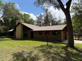 3660 Crazy Horse Trail in St. Augustine, FL - Building Photo
