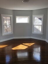 935 N Massasoit Ave in Chicago, IL - Building Photo - Building Photo