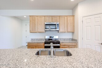 25377 N 172nd Ln in Surprise, AZ - Building Photo - Building Photo