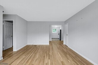 47 Espy Rd in Caldwell, NJ - Building Photo - Building Photo