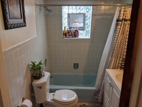 2131 N Lorel Ave in Chicago, IL - Building Photo - Building Photo