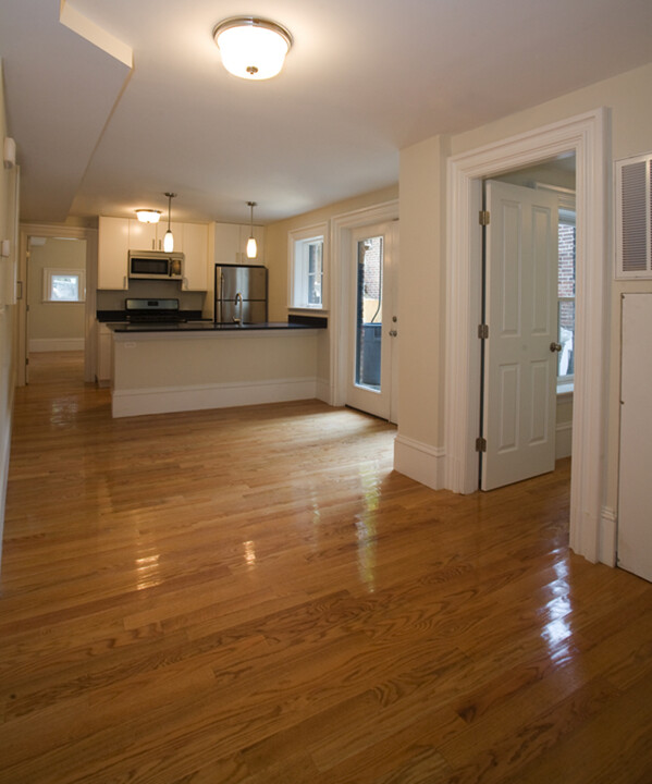 658 Massachusetts Ave in Boston, MA - Building Photo