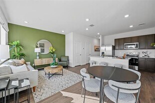 302 Arbor Dr in Princeton, TX - Building Photo