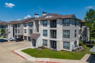 Discovery at West Road in Houston, TX - Building Photo - Building Photo