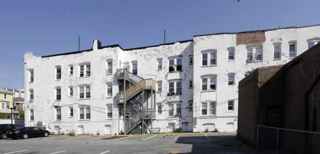 33 S North Carolina Ave in Atlantic City, NJ - Foto de edificio - Building Photo