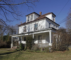 23 Laurel Ave Apartments