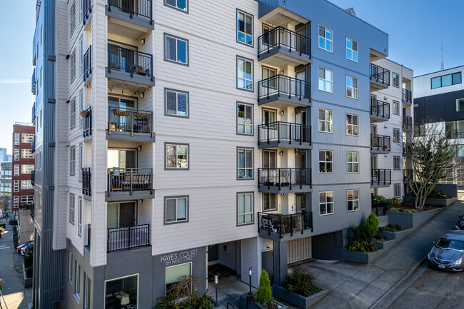 Hayes Court in Seattle, WA - Building Photo - Building Photo