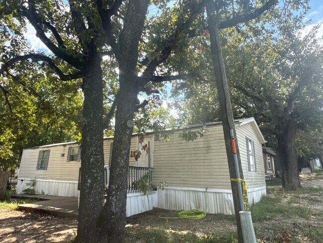 8 Smith Dr in Denison, TX - Building Photo - Building Photo