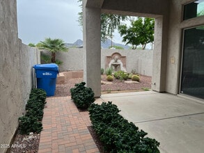 8131 N 13th Wy in Phoenix, AZ - Building Photo - Building Photo