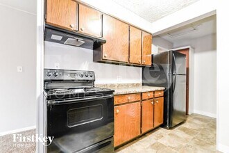145 Oleta Dr in Indianapolis, IN - Building Photo - Building Photo