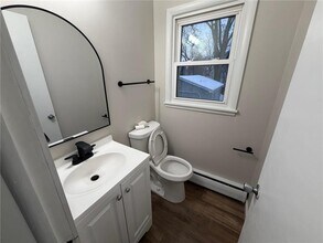 212 42nd Ave NE in Columbia Heights, MN - Building Photo - Building Photo