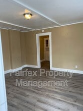 405 W 5th St in Burlington, NC - Building Photo - Building Photo