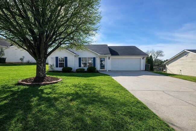 property at 902 Veryfine Dr