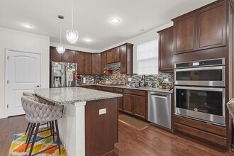 61 Pacific Ave in Hawthorn Woods, IL - Building Photo - Building Photo