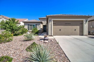6570 W Sonoma Way in Florence, AZ - Building Photo