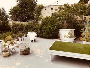 1426 Allesandro St, Unit Mediterranean Duplex in Los Angeles, CA - Building Photo - Building Photo