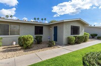 3402 N 32nd St, Unit 116 in Phoenix, AZ - Building Photo - Building Photo