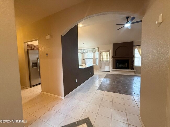 2562 Scenic Crest Loop in Las Cruces, NM - Building Photo - Building Photo