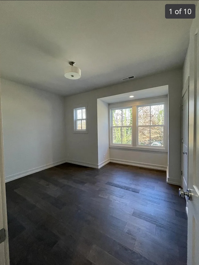 5216 Lynnville Ave in Charlotte, NC - Building Photo - Building Photo