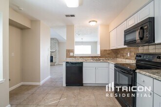 24006 Tayloe House Ln in Katy, TX - Building Photo - Building Photo