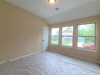 74 Hillsborough Dr photo'