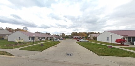 808 Pro Dr in Celina, OH - Foto de edificio - Building Photo