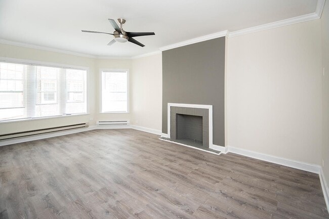 329 Kedzie St, Unit 2