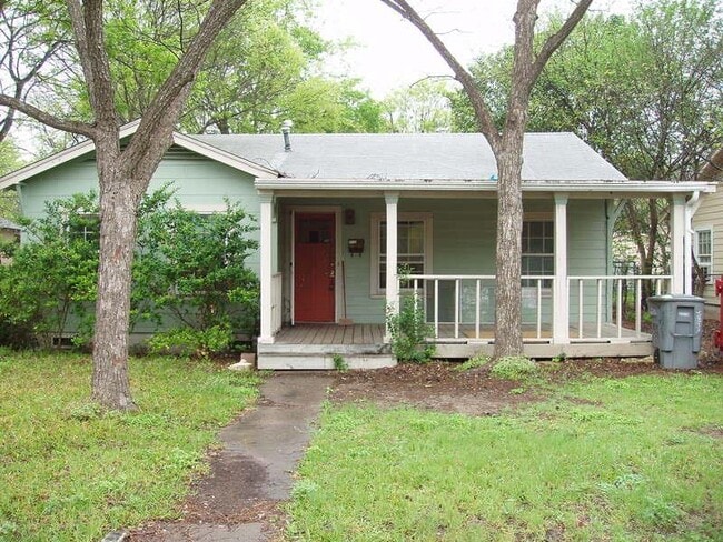 property at 5204 Duval St