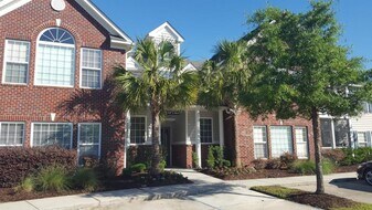 1462 Wellbrooke Ln in Mount Pleasant, SC - Building Photo