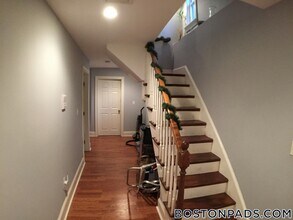 731 Parker St in Boston, MA - Building Photo - Building Photo