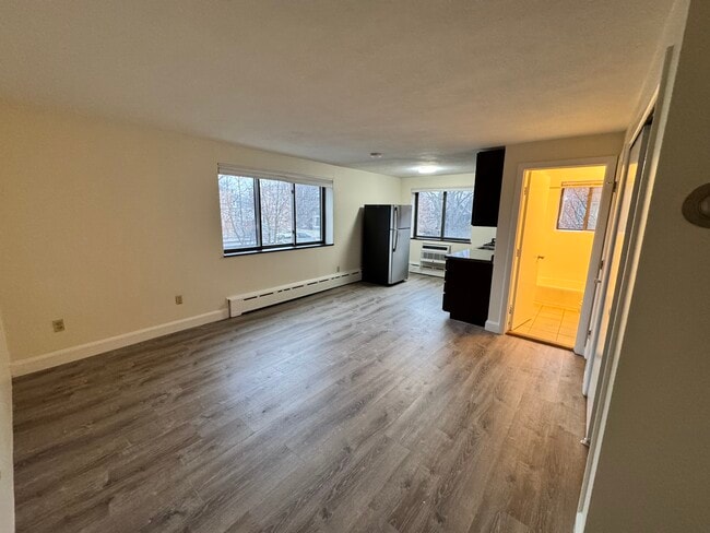 16 Chester St, Unit 2