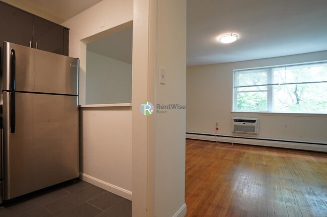 property at 14 Marion St