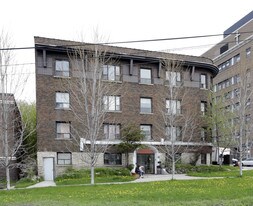 46 The Queensway in Toronto, ON - Building Photo