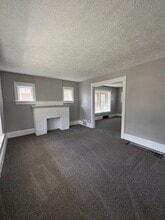 367 E Glenwood Ave in Akron, OH - Building Photo - Building Photo