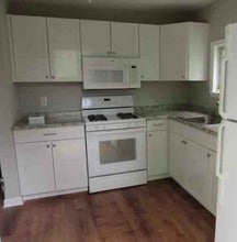 24 Steinhardt Ave in Old Bridge, NJ - Building Photo - Building Photo