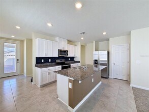 520 Kennedy Dr in Lake Alfred, FL - Building Photo - Building Photo