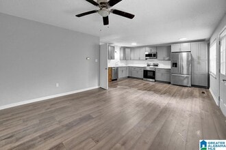 1051 Ivy Creek Trail in Hoover, AL - Building Photo - Building Photo