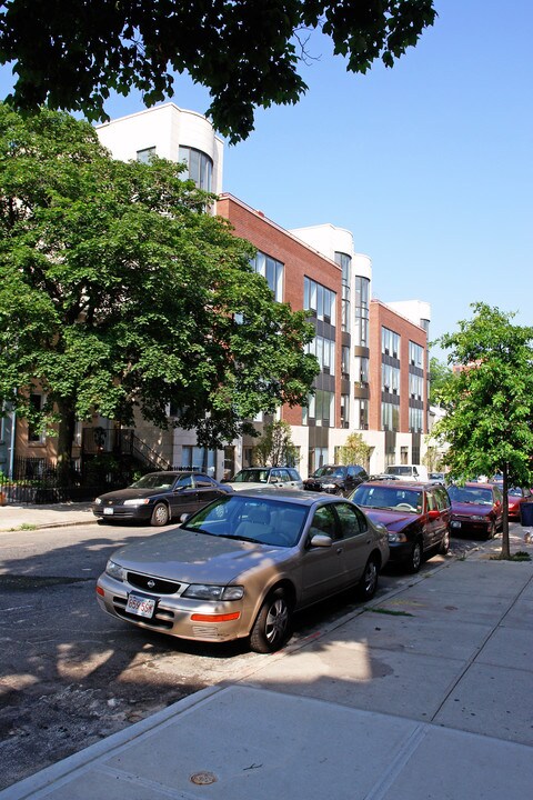 200 16th St in Brooklyn, NY - Building Photo