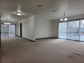 10526 Buena Vista Blvd in Richmond, VA - Building Photo - Building Photo