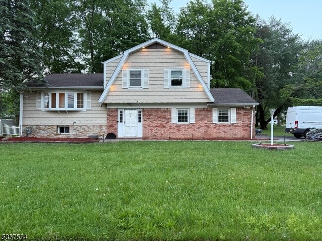 property at 39 Weinmanns Blvd