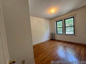 41 Egremont Rd, Unit 4 in Boston, MA - Building Photo - Building Photo